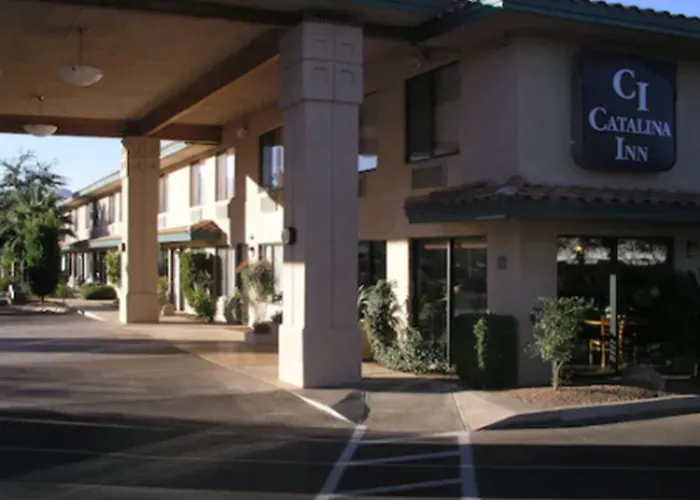 Catalina Inn 2*