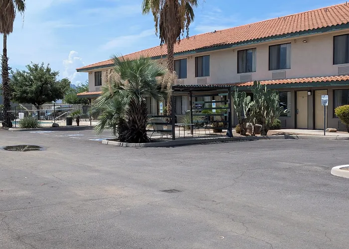Motel Catalina Inn 2*