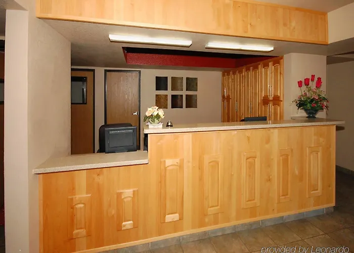 Catalina Inn 2*